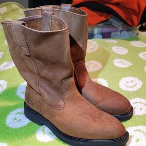 Gravel Gear Tan Leather Boots